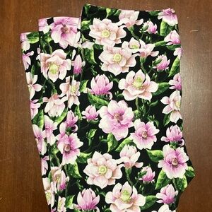 LuLaRoe TC Leggings C18